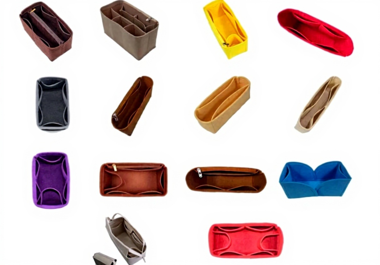 Organiseur de sac en feutre dans un sac Alexander McQueen